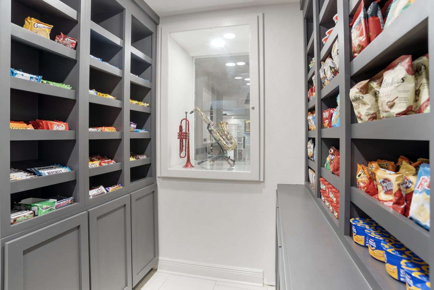 Фото Comfort Inn & Suites New Orleans Airport North