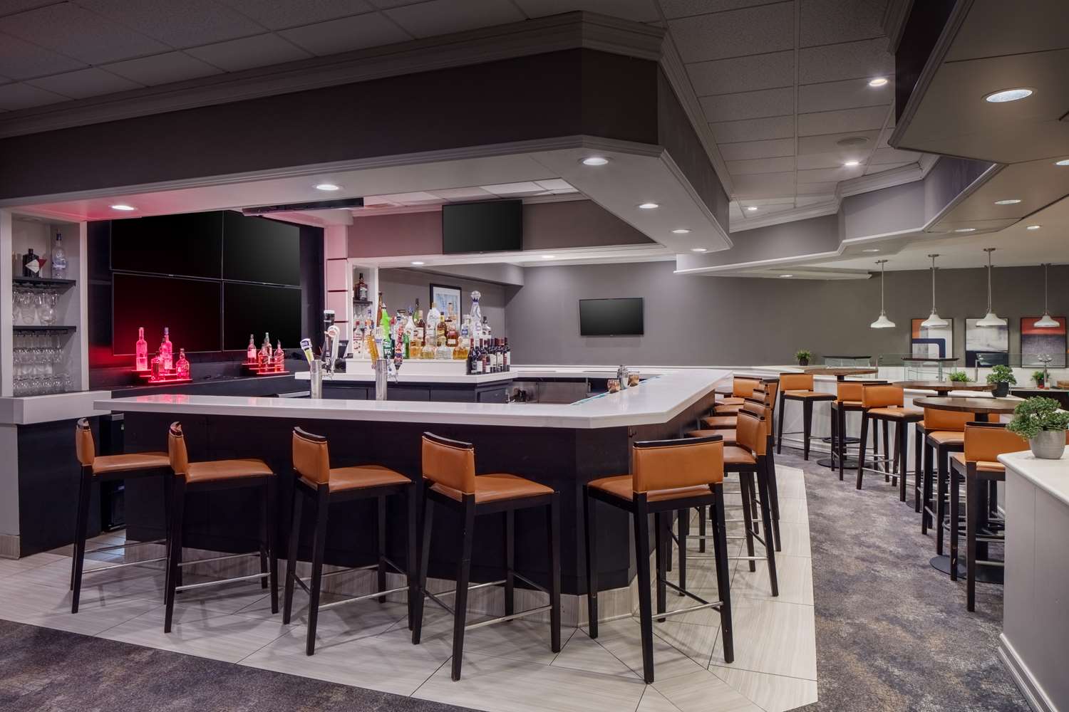 Фото DoubleTree by Hilton Princeton