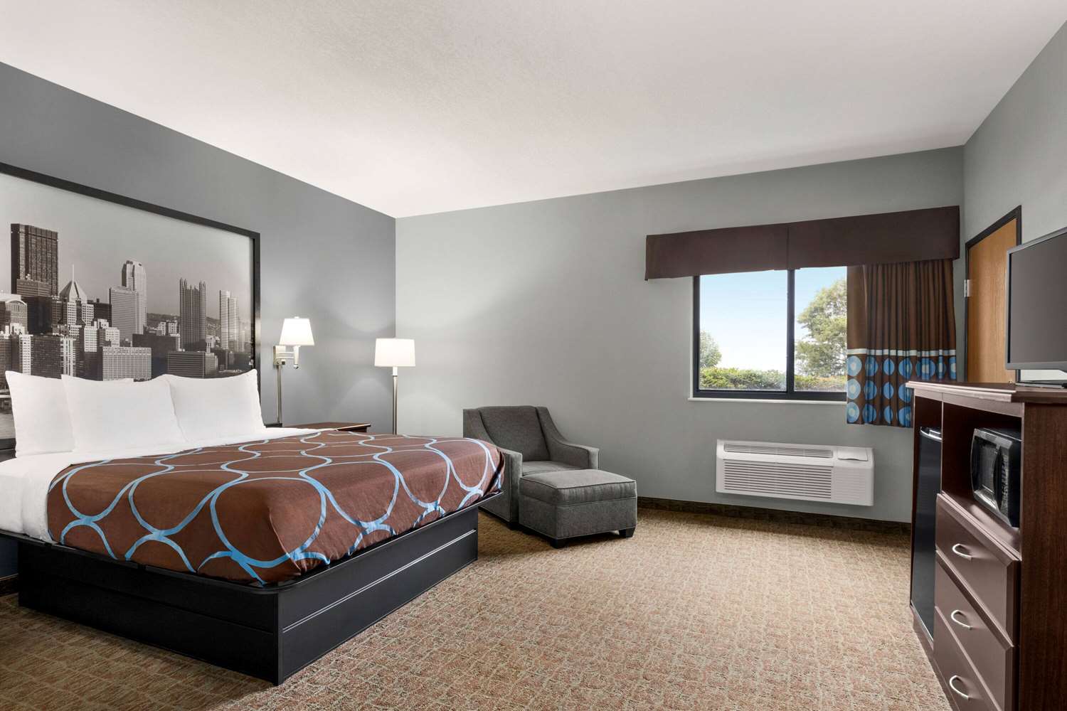 Фото Super 8 by Wyndham Grove City
