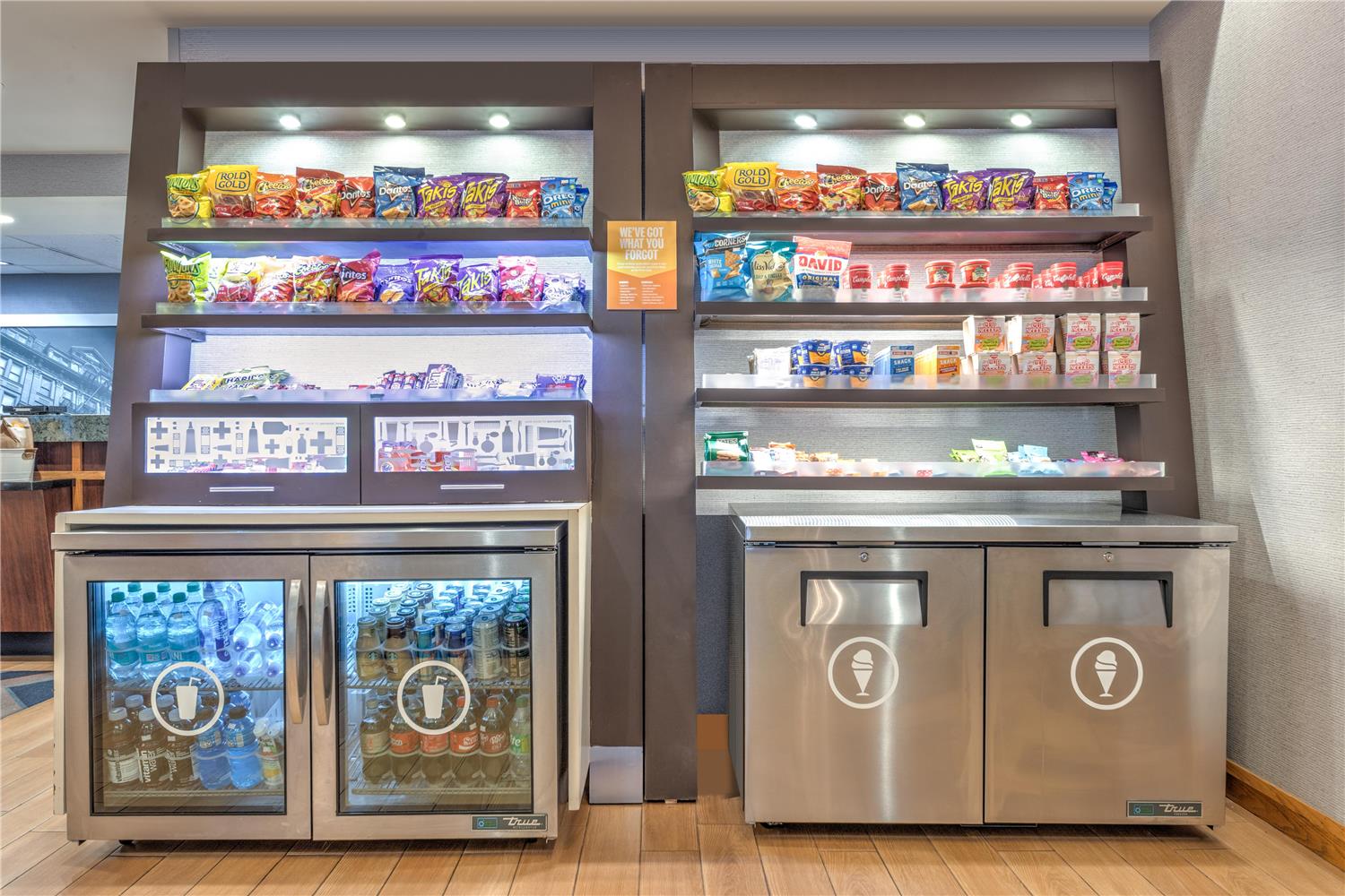 Фото Hampton Inn Phoenix-Midtown-Downtown Area