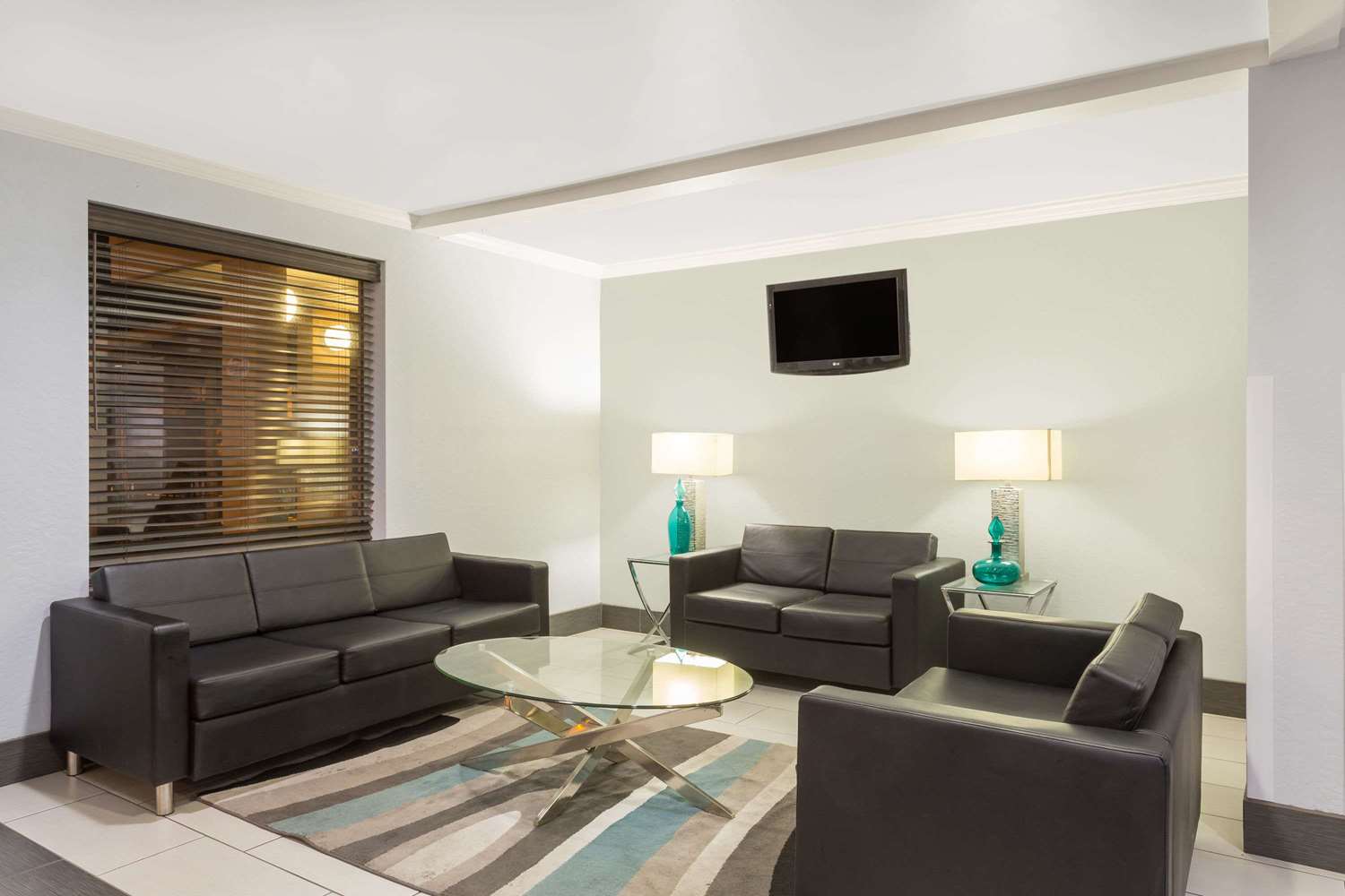 Фото Baymont by Wyndham Flagstaff