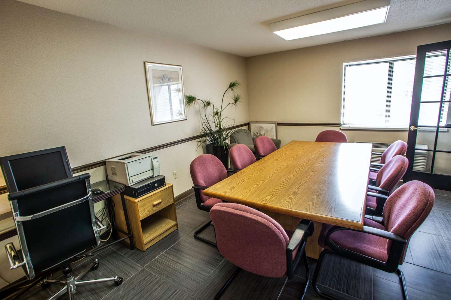 Фото Quality Inn Elgin I-90
