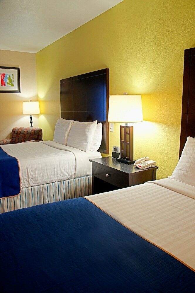 Hotel Super 8 by Wyndham Irving/dfw Apt/North, Irving, photo