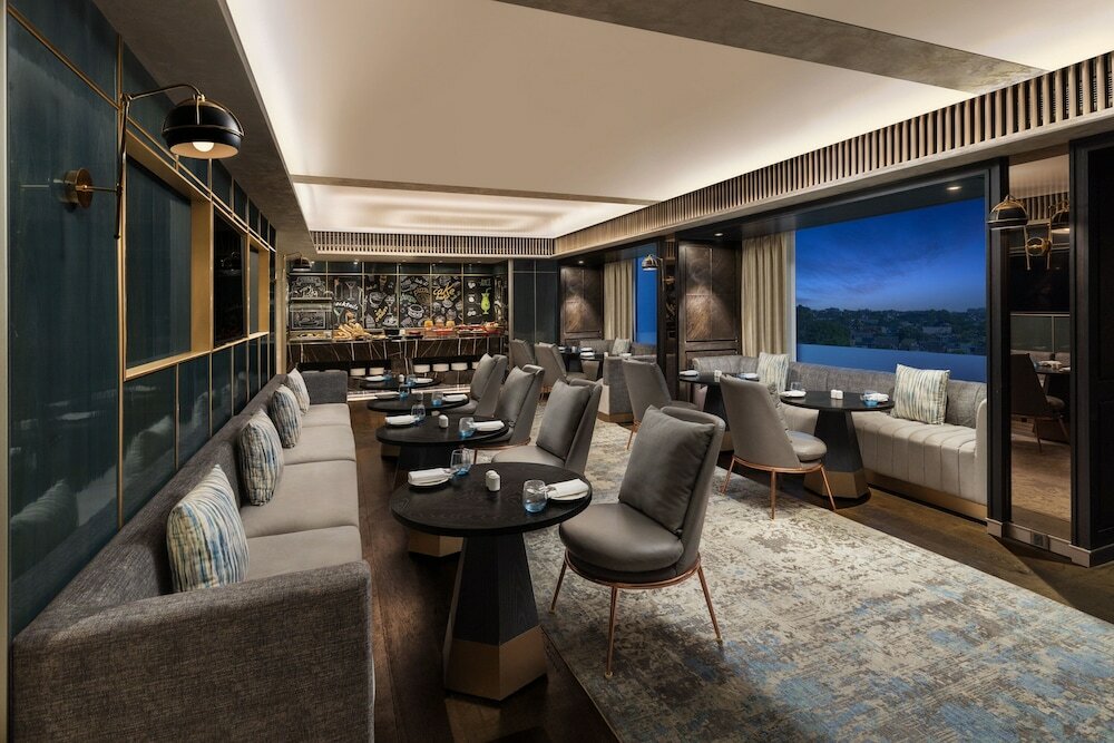 Фото Indore Marriott Hotel