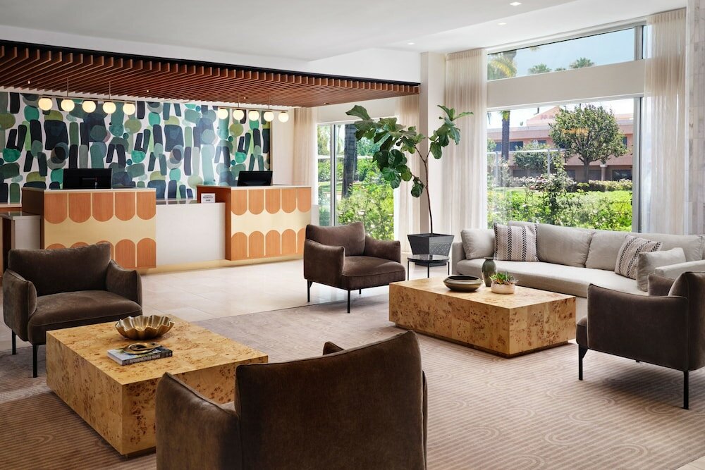 Фото Sheraton Ontario Airport Hotel