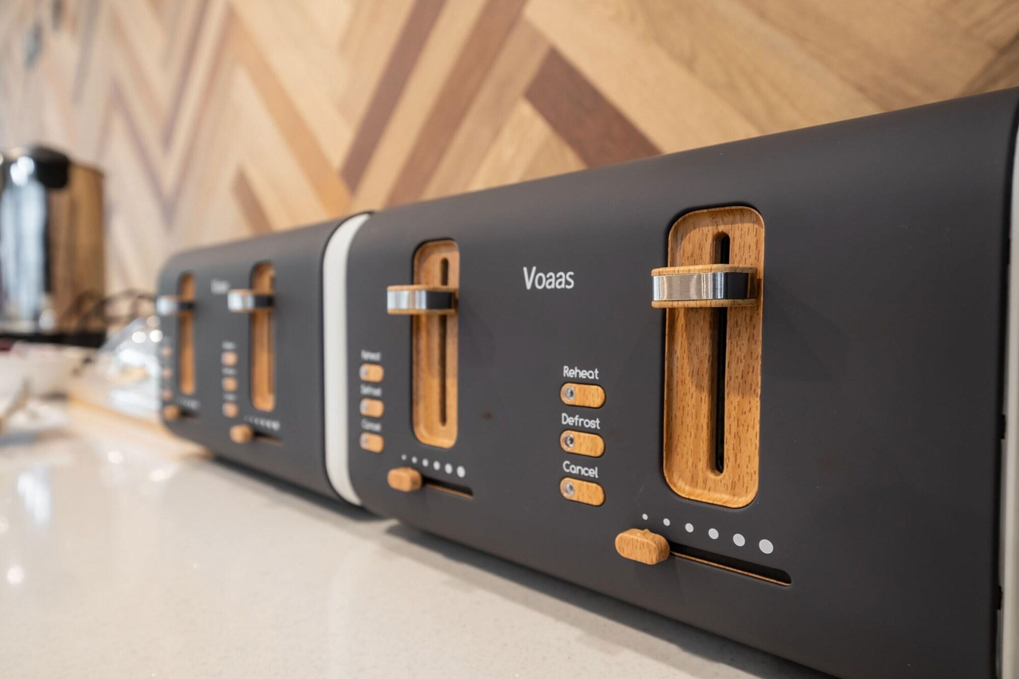 Фото Aroomi Hotel