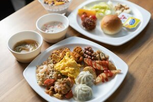 Гостиница Hotel With City