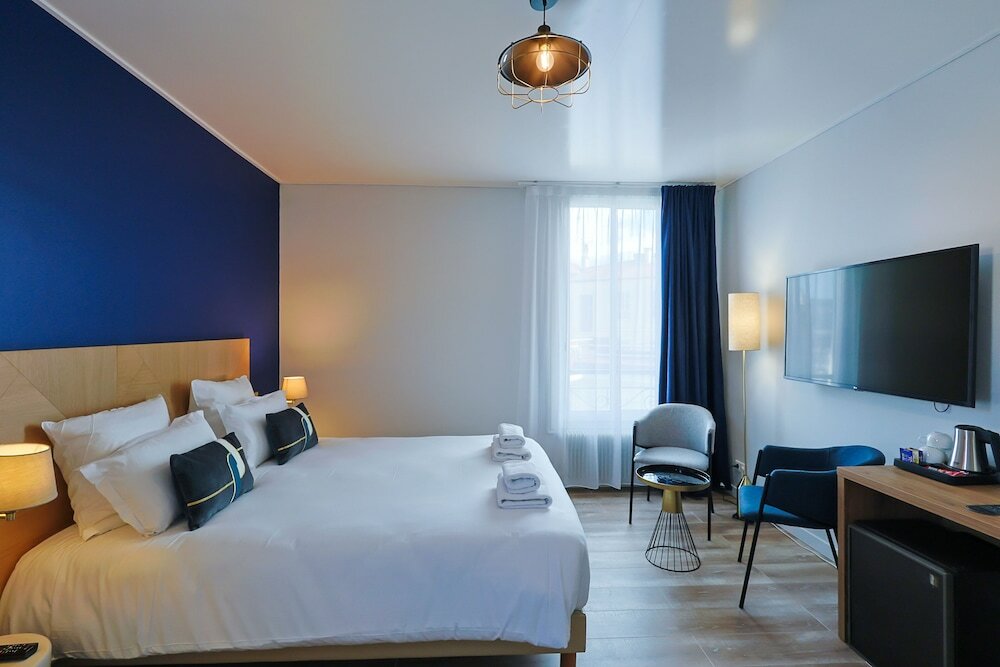 Фото отеля 2