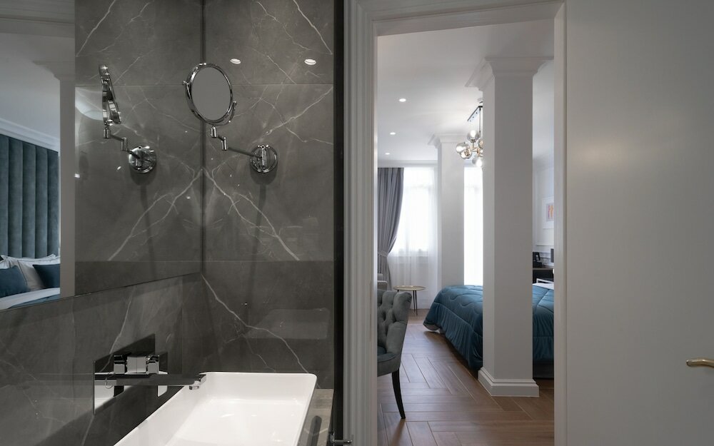 Фото Praxitelous Luxury Suites