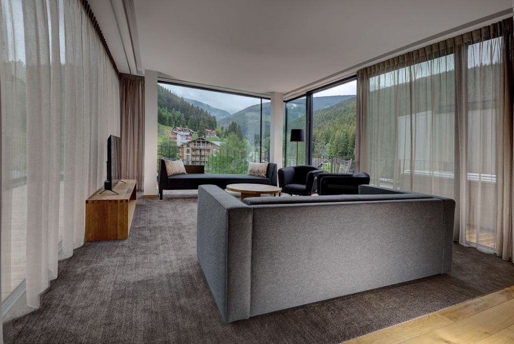 Фото Grand Hotel Hradec