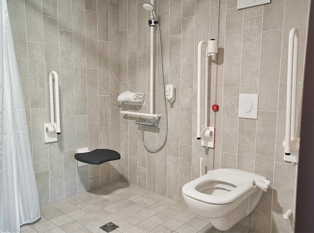 Фото B&b Hotel Köln-City