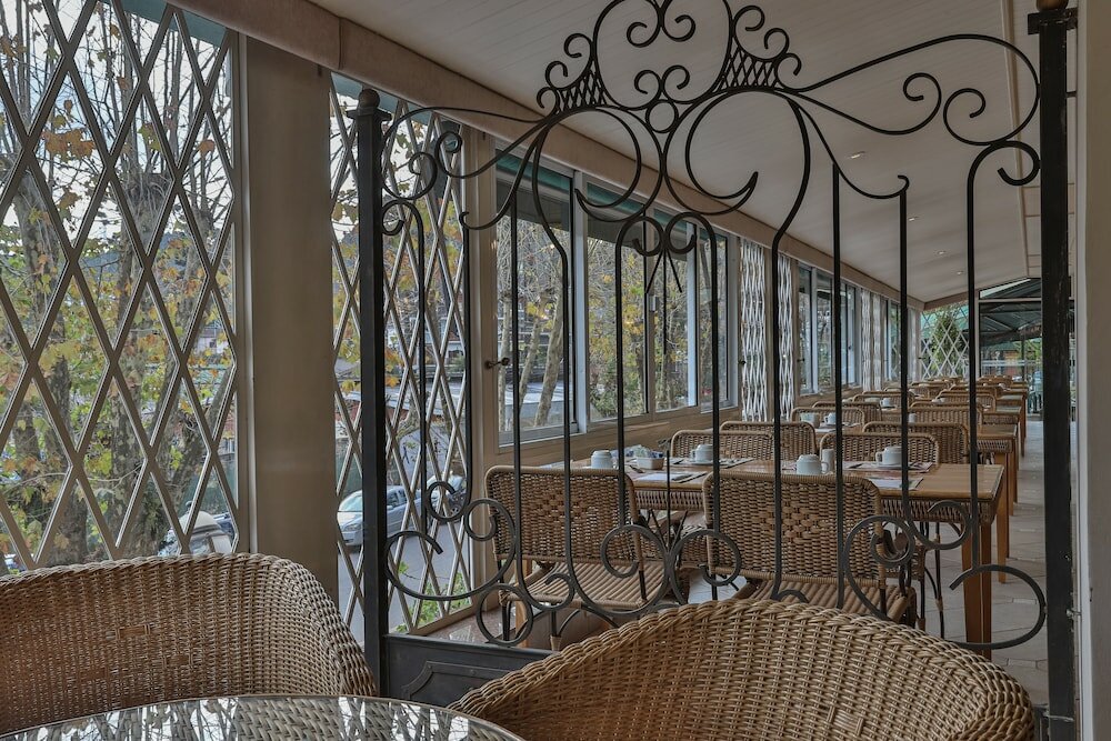 Фото Le Suisse Elegance Hotel