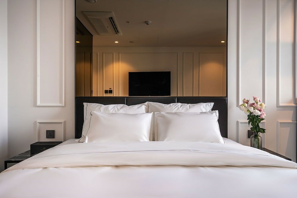 Фото Hotel the Castle Sincheon