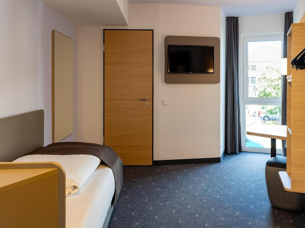 Фото B&b Hotel Bad Hersfeld