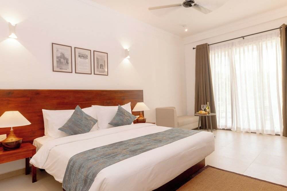 Фото Uppuveli Beach by Dsk