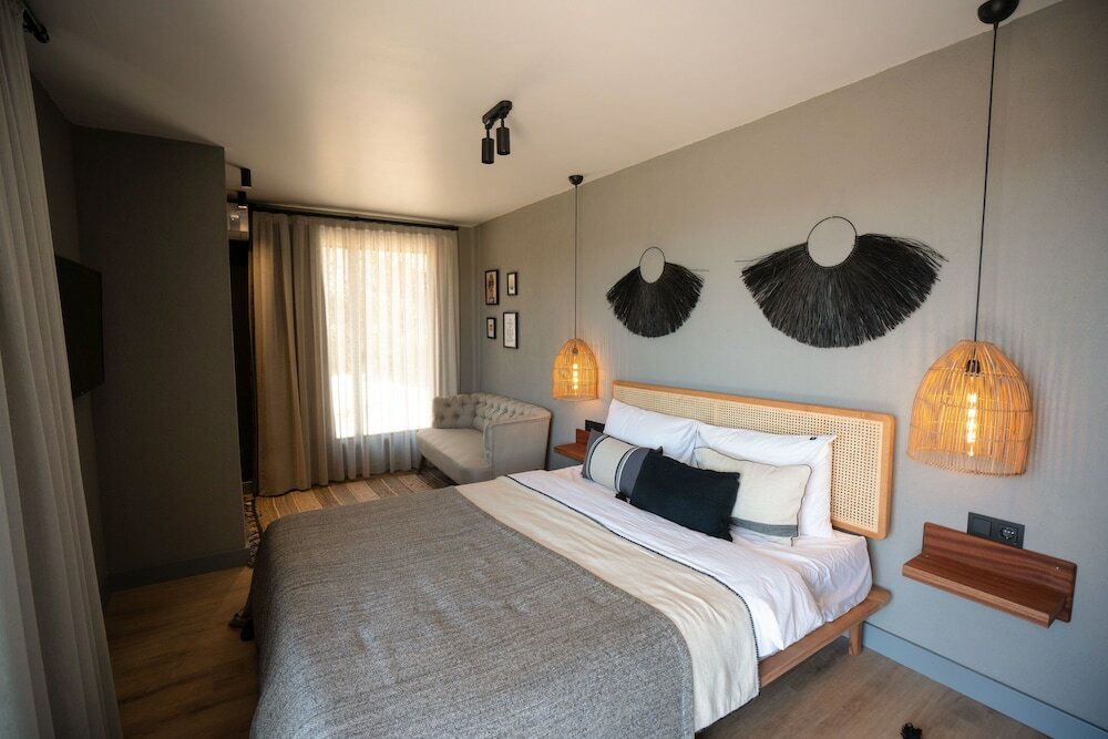 Фото Alp Suites Pinehill