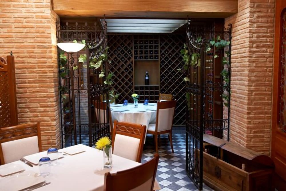 Фото Hotel Juanito