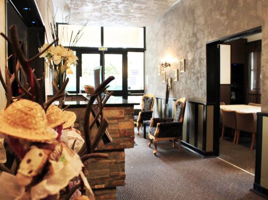 Фото Adonis Sanary Grand Hotel des Bains