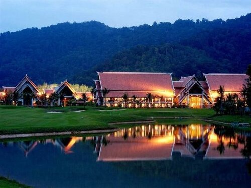 Внешний вид отеля Mission Hills Phuket Golf Resort в Тепе Красатти, фото 5