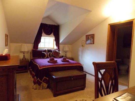 Фото 7 Gables Inn & Suites