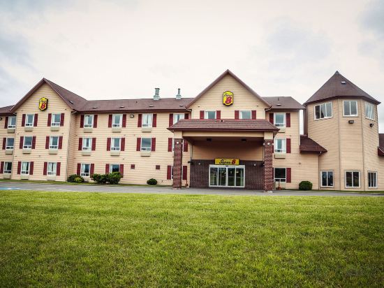 Фото Super 8 by Wyndham Amherst Ns