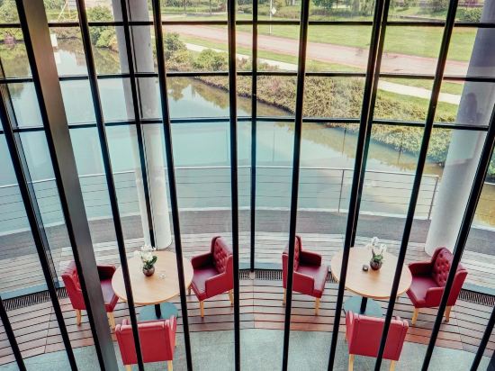 Фото Amedia Amsterdam Airport, Trademark Collection by Wyndham