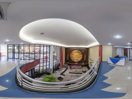 Фото Abbeville Hotel