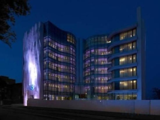 Фото I-Suite Hotel