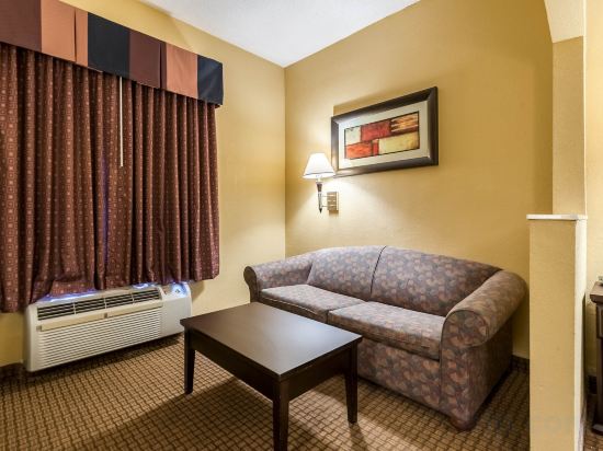 Фото Quality Inn & Suites Lafayette