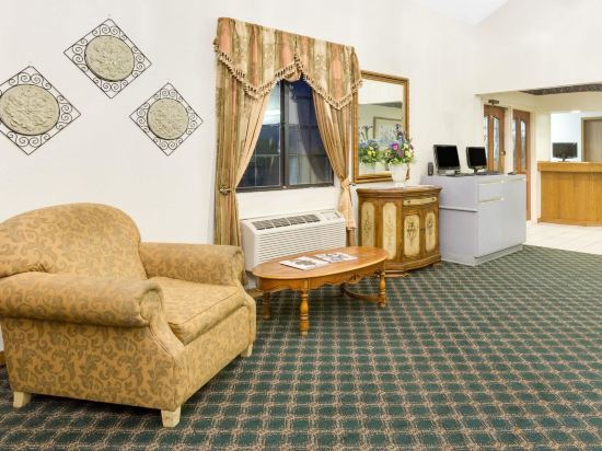 Фото Days Inn by Wyndham Concordia