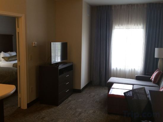 Фото Staybridge Suites College Station, an Ihg Hotel