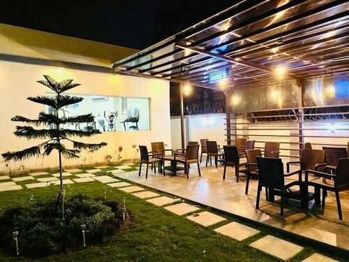 Гостиница MayFair Hotels в Абудже