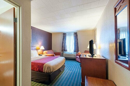 Гостиница Quality Inn Near Pimlico Racetrack в Балтиморе