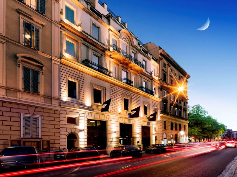 Гостиница Leon's Place в Риме