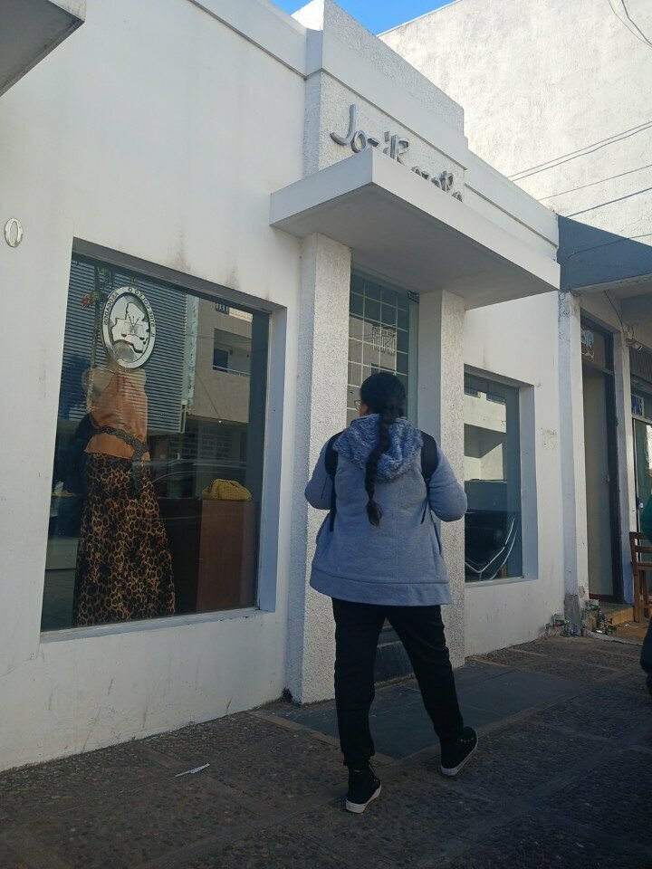 Outerwear shop Jozi Rozapo, Santa Cruz de la Sierra, photo