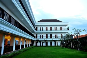 Гостиница Grand Palace Hotel Sanur