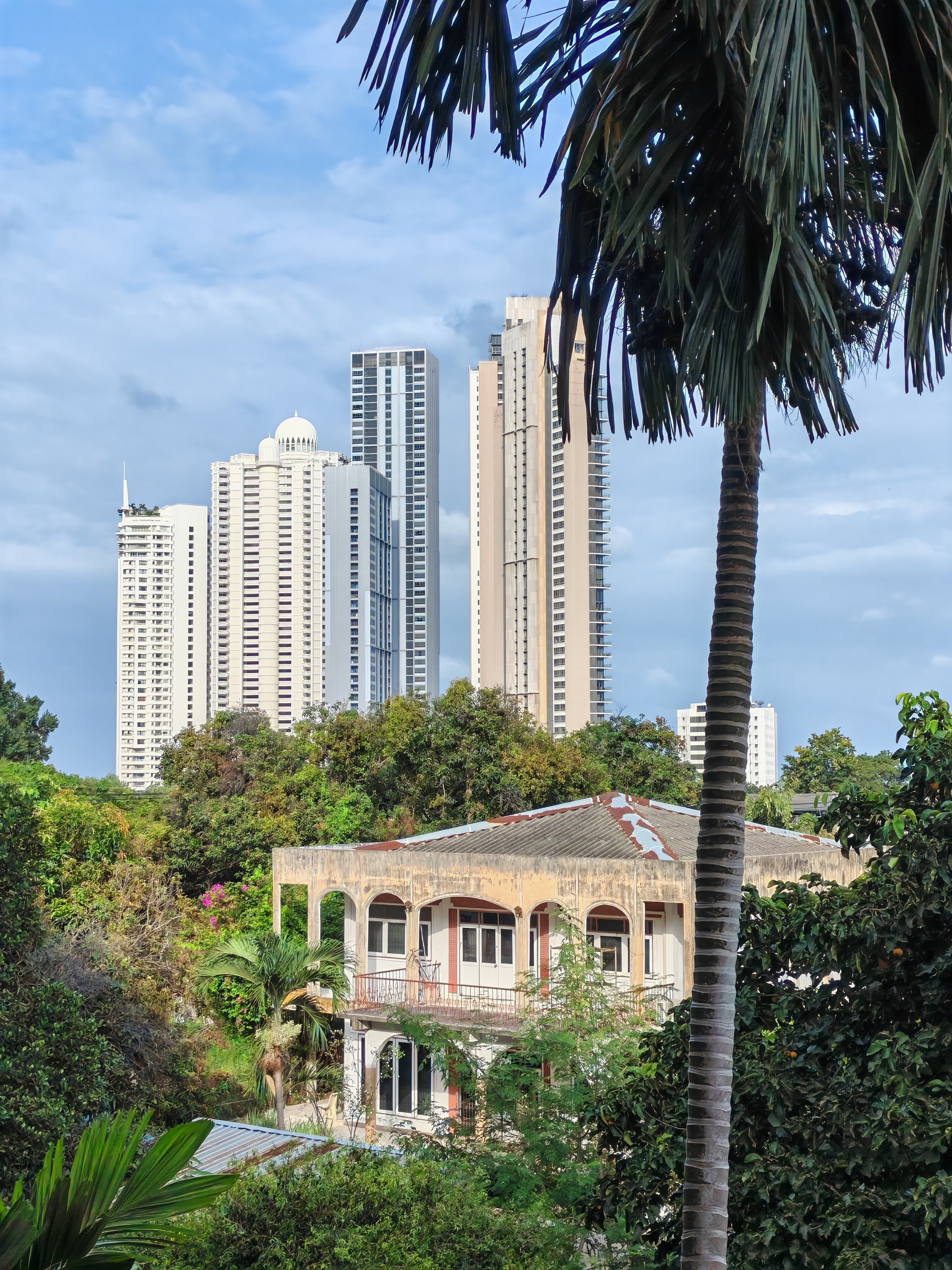 Фото Manhattan Pattaya Hotel