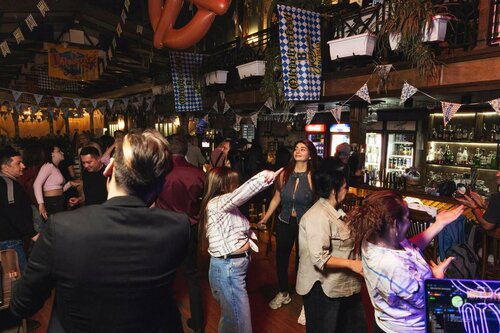 Atirgul tatuirovkasi eskizi