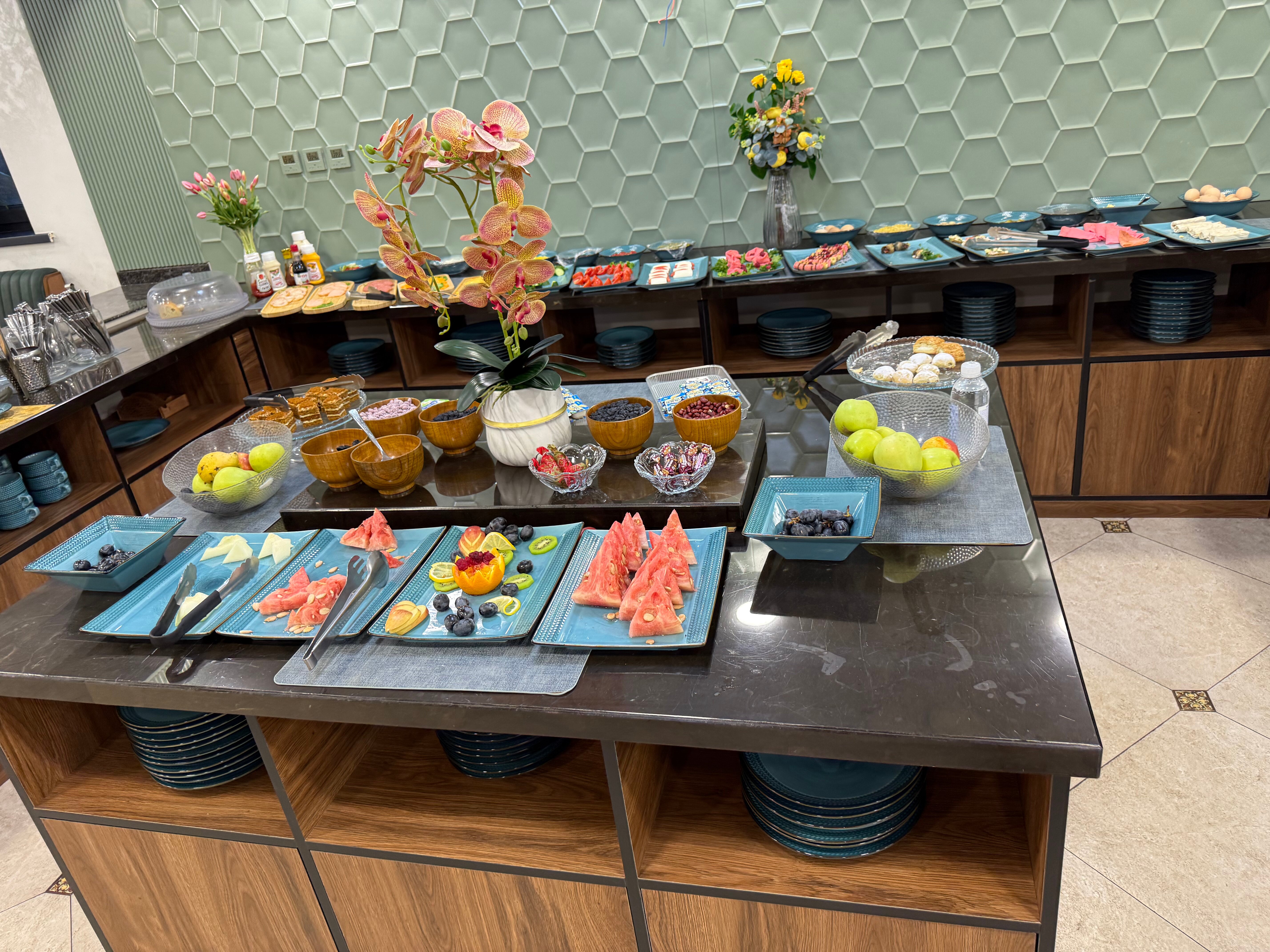 Фото Level Hotel