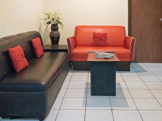 Фото RedDoorz near Baclay Drive Super Metro