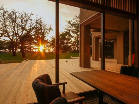 Фото Awaji Hamarikyu Takumi