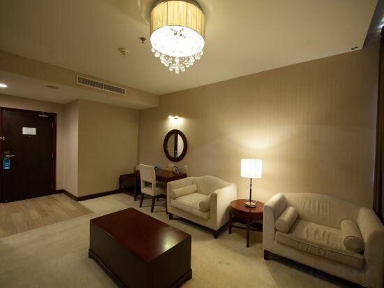 Фото Gaya Centre Hotel