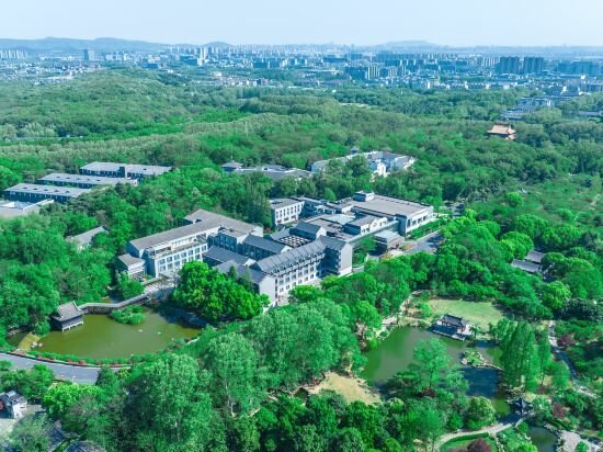 Фото Nanjing International Conference Hotel