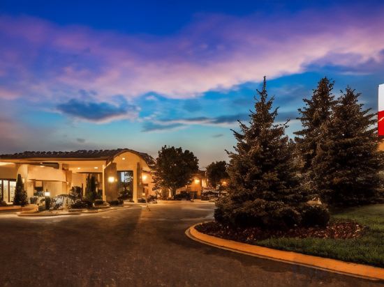 Фото Best Western Plus Guildwood Inn