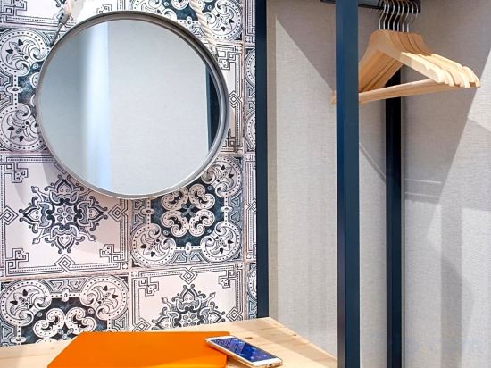 Фото The Central House Lisbon Baixa - Hostel