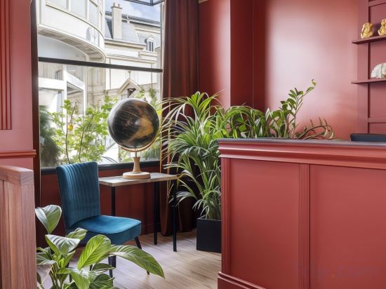 Фото Le Rocroy Hotel & SPA Paris 