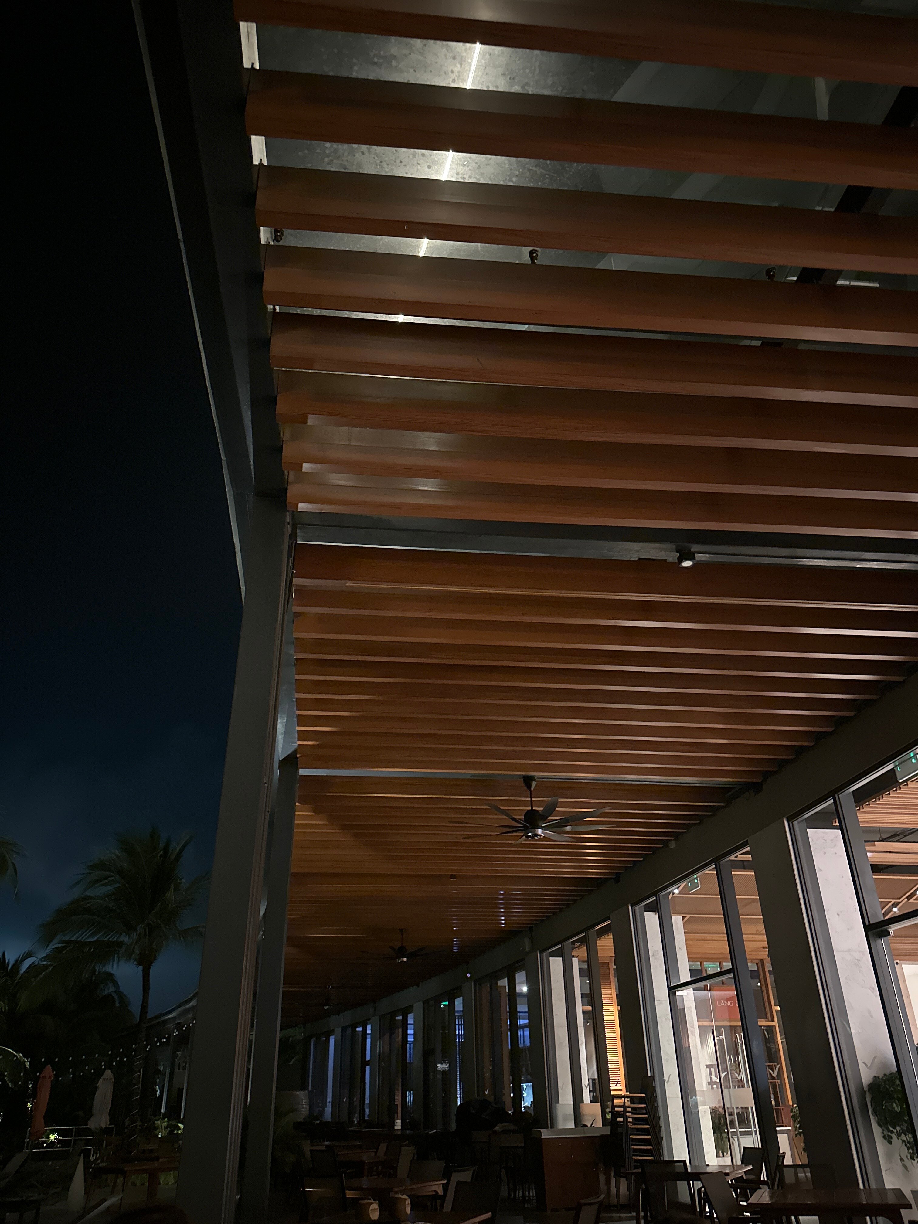 Фото Movenpick Resort Waverly Phu Quoc