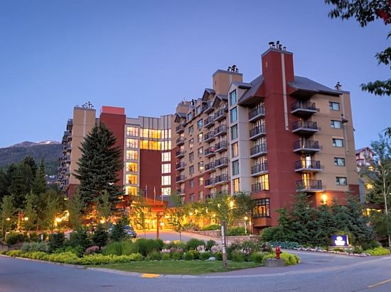 Фото Hilton Whistler Resort & SPA