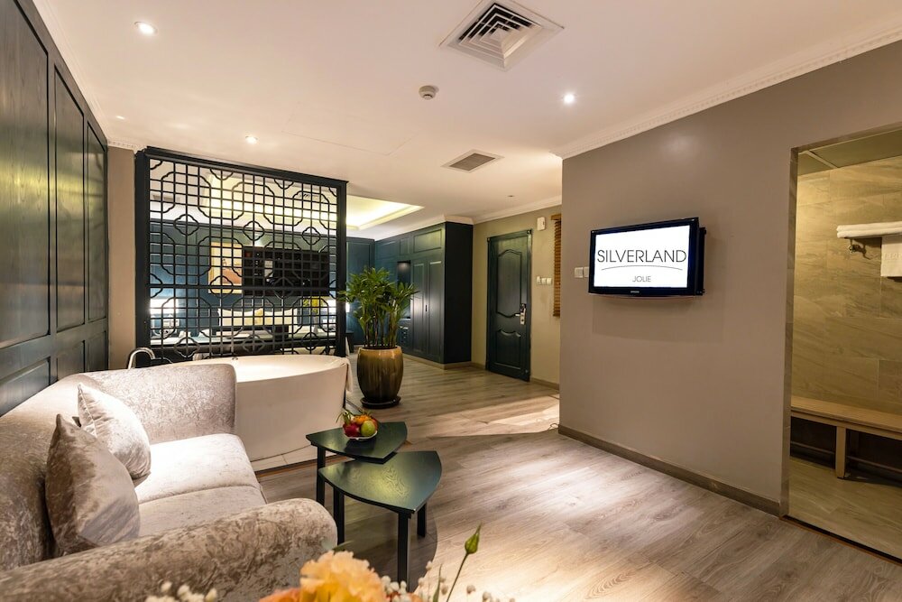 Фото Silverland Jolie Hotel