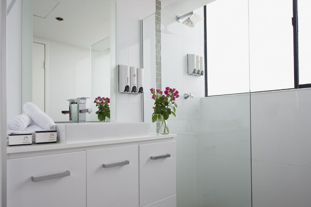 Фото Park Regis North Quay